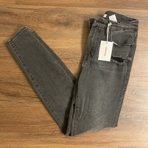 *NWT* Good American Good Legs Jeans